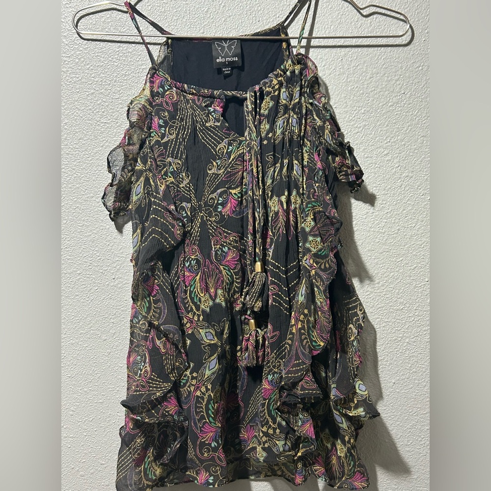 Ella Moss Multicolor Paisley shirt body 100%silk. Size small